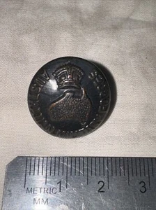 WWII AMF Button - King Pty Ltd Melbourne - in VGC - Picture 1 of 2