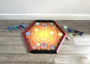 Bakugan Panzerallianz Arena mit 8 x Figuren, Magneten Konvolut - Bild 1 von 5