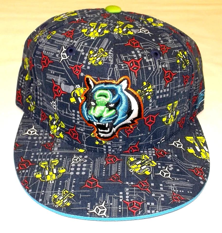 Reebok Cincinnati Bengals Robots and Asteroids Fitted Hat - Size 7 1/8 -
