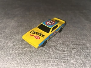 Hot Wheels 1974 Dodge Charger Cheerios Richard Petty Tribute Race Car - Picture 1 of 6