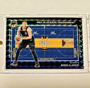 2023-2024 Panini Mosaic NBA In Season Tournament Nikola Jokic #12 Color Match - Bild 1 von 4