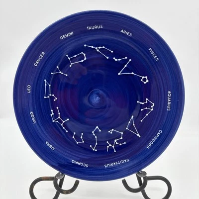 Horóscopo de Astrología Zodiaco Constelación ELMO OESTE AZUL COBALTO 9" Plato Plato Foto 1 de 4