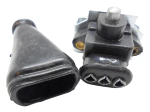 Lambretta Brake Stop light Switch - 3 Pin - Picture 1 of 2