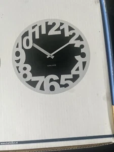 Karlsson Wanduhr Edge Numbers Schwarz/weiß 30 cm unbenutzt! - Bild 1 von 4
