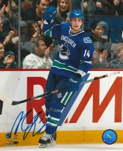 ALEXANDRE BURROWS SIGNED VANCOUVER CANUCKS 8x10 PHOTO #1 ALEX Autograph - Bild 1 von 1