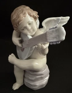 NEUWERTIG! LLADRO 6629 ALLEGRO CHERUB ENGEL SPIELT MANDOLINE FIGUR - Bild 1 von 7