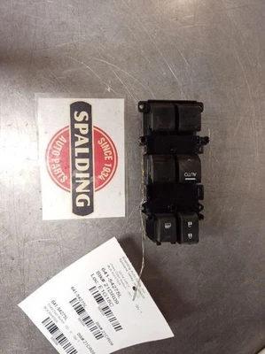 Interruptor de puerta principal del conductor delantero de Honda HR-V 9161564 2018 Foto 1 de 4