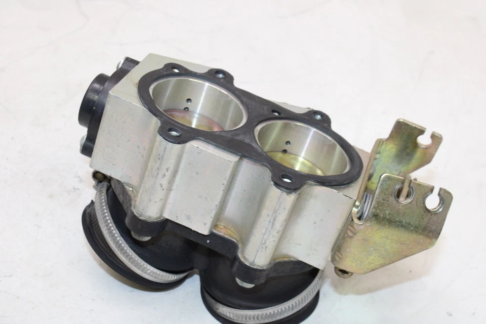 Victory Hammer 2006 carrocería del acelerador OEM Foto 1 de 4