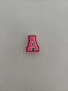 Dijes de zapatos LETRA del alfabeto rosa para cocodrilos “A” - Imagen 1 de 1