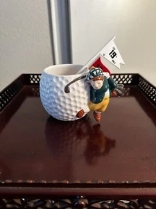 Tazza ceramica golfista e pallina da golf vintage - Foto 1 di 5