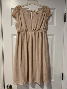H&M Women’s Dress Mama Maternity Peach Color Dress Cap Sleeves Lace Detailing M - Picture 1 of 7