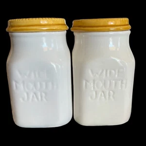 Vintage Salz Pfefferstreuer groß Keramik gelb/hellbraun große Öffnung Gläser ohne Stopfen - Bild 1 von 9