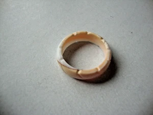 Vintage Quality Fashion Jewelry Handcrafted Engraved Natural Seashell Ring Sz 7 - Picture 1 of 12