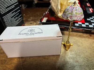 Lámpara de pie vintage de porcelana Reutter casa de muñecas miniatura escala 1:12 sin usar Foto 1 de 4