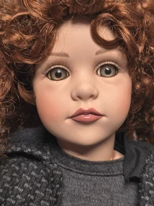 Muñeca de porcelana Florence Maranuk Collection Show-Stoppers "Phoebe" 22" #1509 - Imagen 1 de 11