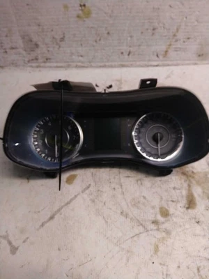 2015 Chrysler 200 Speedometer Gauge OEM Silver 2.4L 120K Miles NJ25-21046 Foto 1 de 4