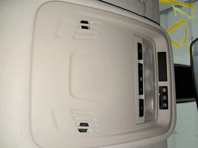 Console central superior dianteiro usado serve: 2018 Chevrolet Cruze VIN B 4º dígito Novo S - Imagem 1 de 4