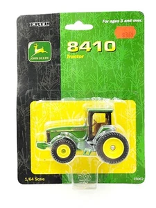 1/64 John Deere 8410 Tractor With Front Wheel Assist & Duals - Picture 1 of 1
