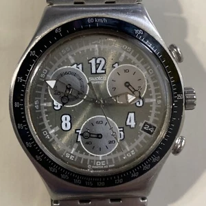 Reloj Swatch Swiss Irony V8 Cuarzo Panda Cara Gris Taquímetro Cronógrafo Hombre - Imagen 1 de 11