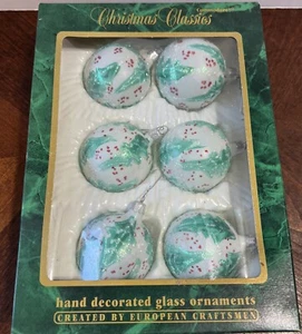 Vintage Romanian Handpainted Glass Christmas Classics Ornaments 6 Christmas Tree - Picture 1 of 5