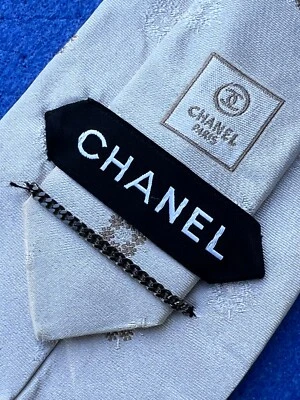 Corbata Auténtica Cadena CHANEL Diseño Flores Redondas Blanco 100% Seda Foto 1 de 4