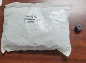 Bag of 100 Black Hex Head M20 Stopping Plugs - Picture 1 of 1