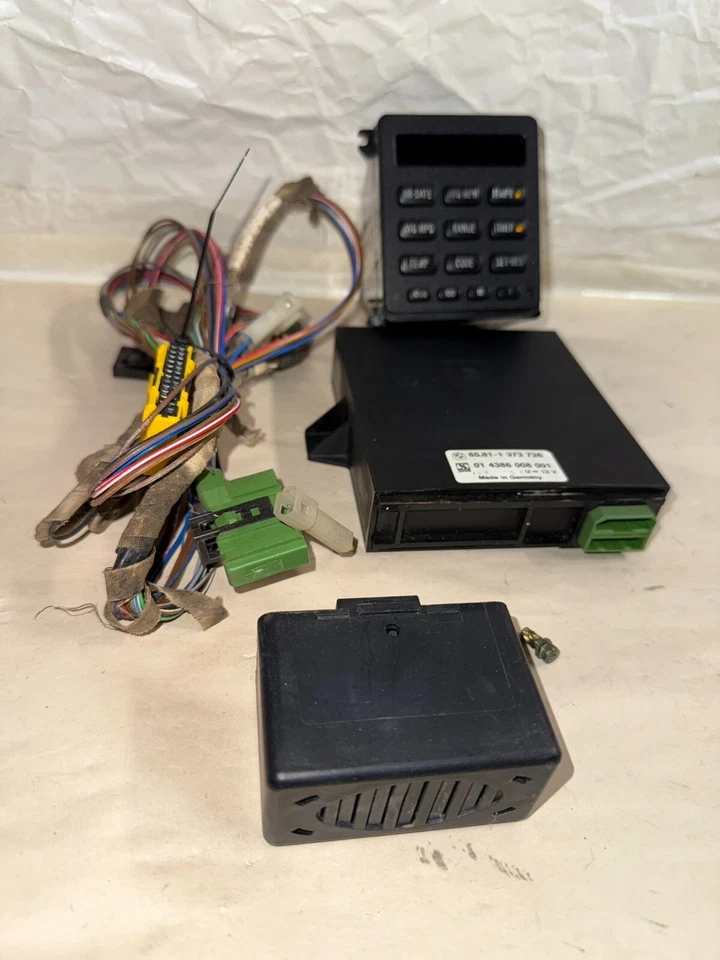 **Kit de computadora OBC BMW E23 E24 E28 E30 318i 325e 325i M3 528e M5 635CSi M6 735i Foto 1 de 4