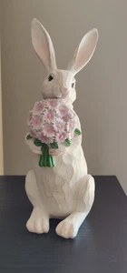 "Hase mit Frühlingsstrauß" Holzfigur Dekoration - Bild 1 von 4