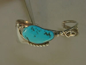 VINTAGE NATIVE AMERICAN STERLING SILVER & TURQUOISE SIGNED ( IRV ) BRACELET - Bild 1 von 6