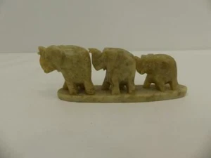 (Ref288BD) Set of 3 soapstone elephants - Picture 1 of 3