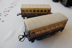 Lot de deux jolis wagons Pullman HORNBY - MECCANO échelle "O" - Foto 1 di 8
