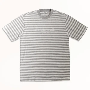 AUTHENTIC GUESS GREY STRIPE TEE XL (FIT'S LARGE) 10/10 - Imagen 1 de 2