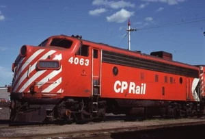 CP CANADIAN PACIFIC 4063 Railroad Train Locomotive NORTH BAY ON Photo Slide - Picture 1 of 1