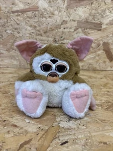 Furby Gremlins Gizmo giocattolo interattivo per animali domestici Tiger 1999 vintage originale con etichetta - Foto 1 di 6