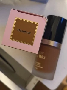 Too Faced Born This Way Oil-Free Foundation 30ml Hazelnut - Picture 1 of 3