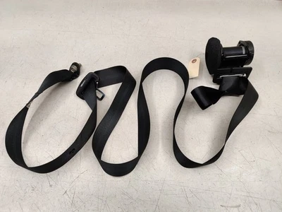 17-20 NISSAN ROGUE SPORT RETRATOR DE CINTO DE SEGURANÇA TRASEIRO DIREITO PRETO, FABRICANTE DE EQUIPAMENTO ORIGINAL LOTE 3617 - Imagem 1 de 4