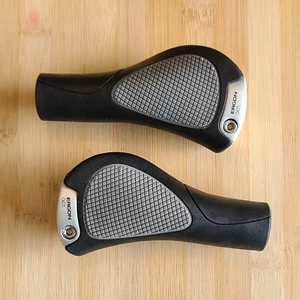 Ergon GC1 Black and Gray Lock On Grips - Picture 1 of 9
