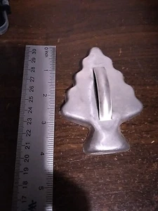 Vintage Christmas Holiday Cookie Cutter - Christmas Tree 4" - Picture 1 of 3
