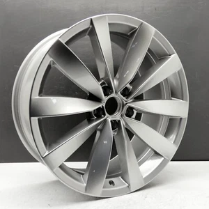 VOLKSWAGEN VW SCIROCCO PASSAT LUGANO PLATA RIN DE ALEACIÓN DE 19" OEM GENUINO X1 - Imagen 1 de 18