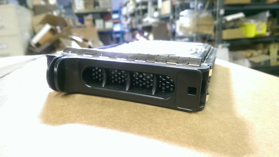 DELL 36GB 15K U320 SCSI HARD DRIVE for Poweredge 2650 2800 2850 3250 4600 Server - Image 1 of 3
