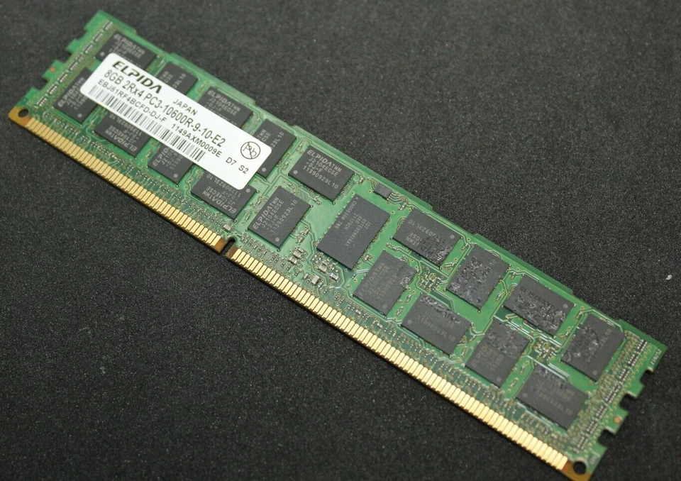 Elpida 8GB PC3-10600 DDR3 ECC Server Memory Ram EBJ81RF4BCFD-DJ-F - Image 1 of 1