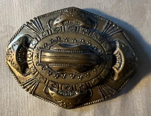 VINTAGE LARGE GOLD TONE BRASS ETRUSCAN DECORATIVE DRESS / SCARF CLIP ๐ - Picture 1 of 7