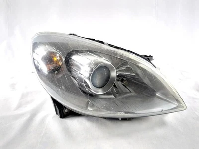 A1698207861 Faro delantero derecho MERCEDES CLASE B 200 W245 2.0 D 103KW Foto 1 de 4
