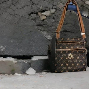 Beverly Hills polo club Crossbody purse - Picture 1 of 4