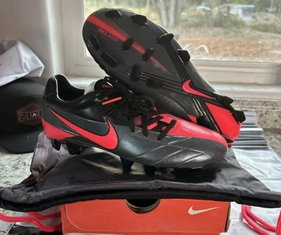 Botines de fútbol NIKE T90 Laser IV FG gris oscuro rojo solar negro para hombre talla 6,5 para hombre” Foto 1 de 4