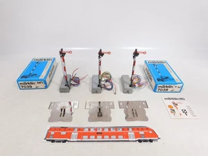 Märklin H0 AC 3X 7039 Main Signal Wing Signal 2X Box #EH400-1 - Picture 1 of 5