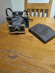 Macchina fotografica vintage Polaroid automatica 340 pellicola istantanea, custodia ottime condizioni - Foto 1 di 7
