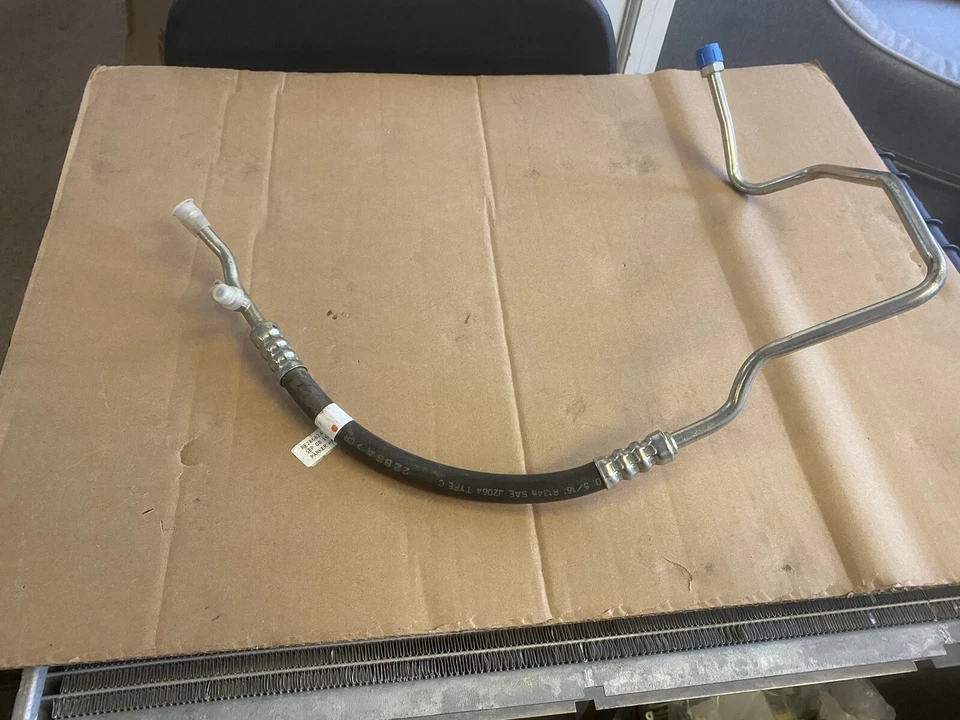 Manguera de techo líquida John Deere genuina NUEVA RE286824 *ENVÍO GRATUITO* Foto 1 de 3