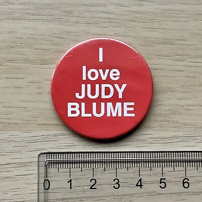 Rare Vintage I Love Judy Blume Books Pin Badge Library Publisher Collectable • 4.50$