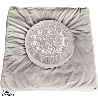 Lujoso juego de cojines de meditación de terciopelo con trigo sarraceno para máxima comodidad Foto 1 de 4